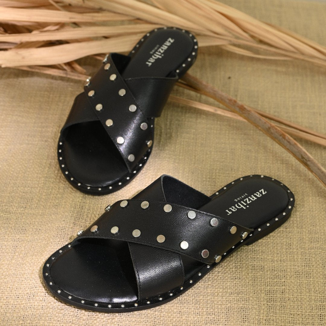 Marlborough Rivet - Black